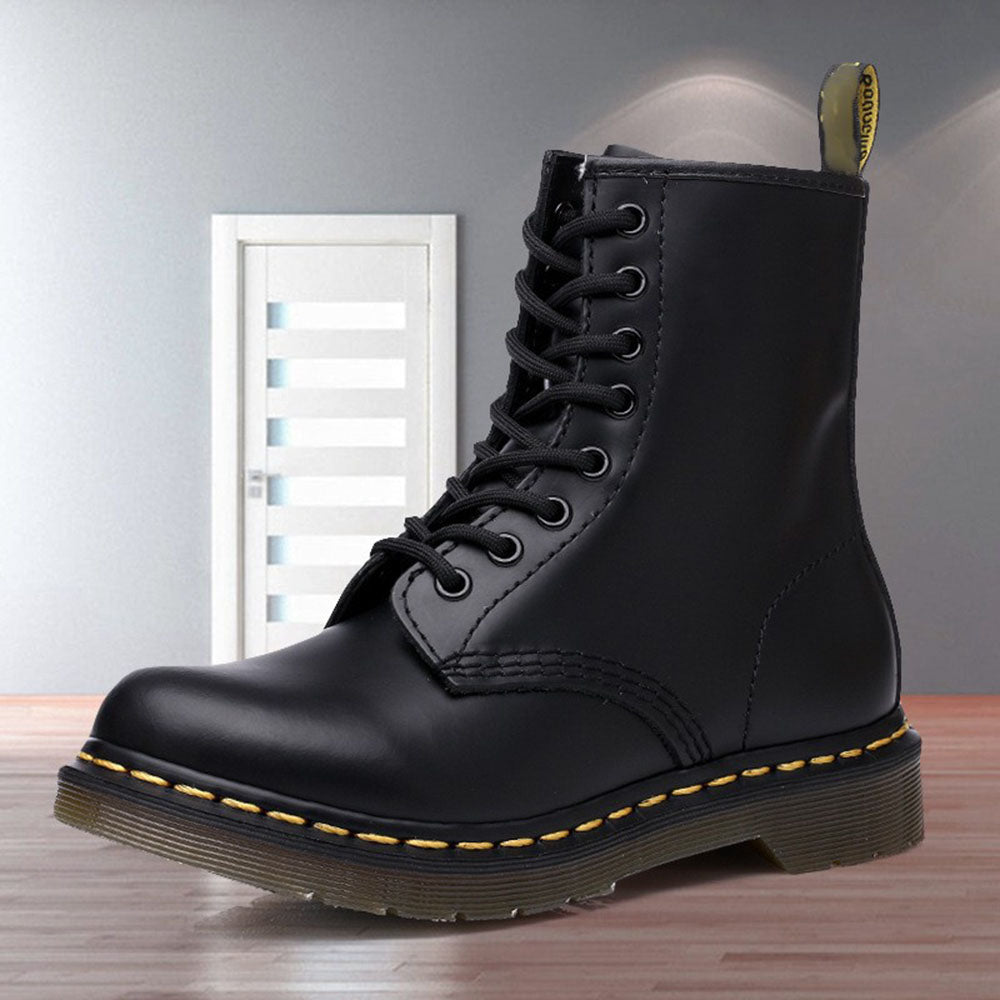 Classic Marke Boots