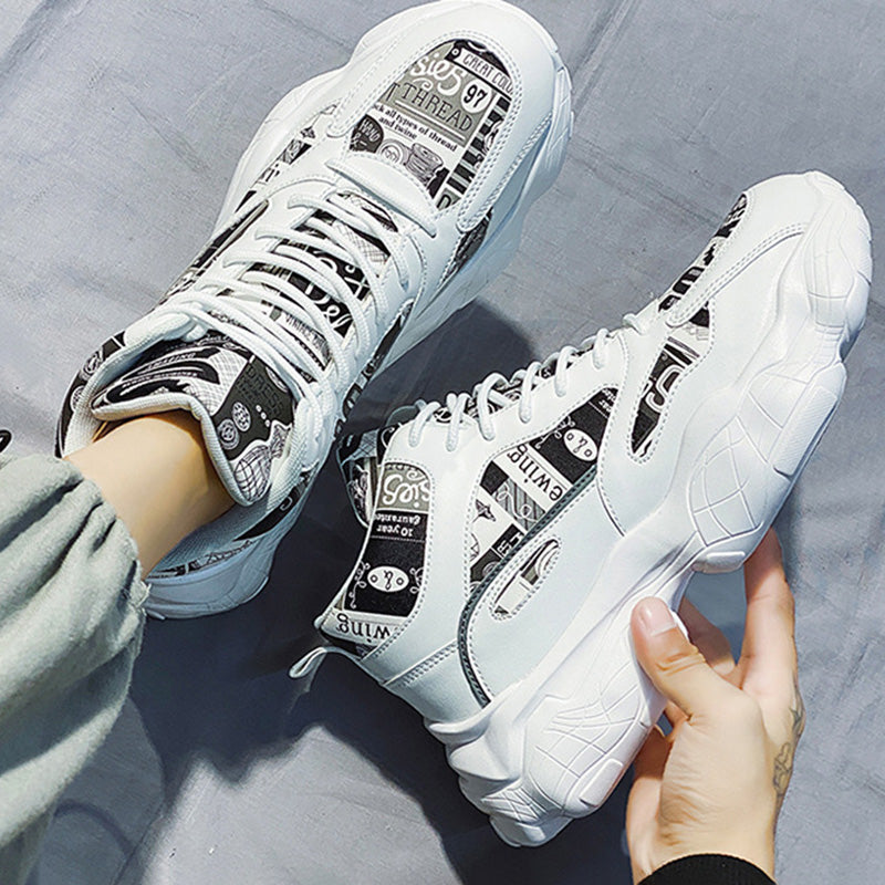 Illustration II2 Sneakers