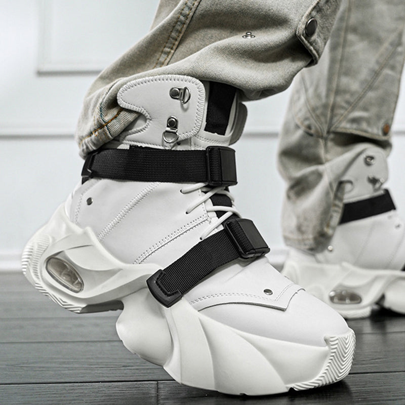 Phantom Apex Seakers