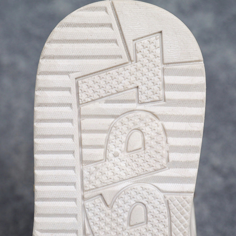 Double Laces CO2 Sneakers