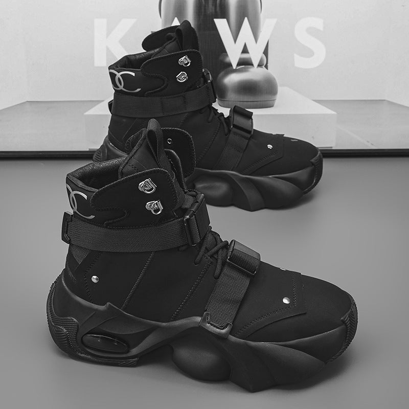 Phantom Apex Seakers