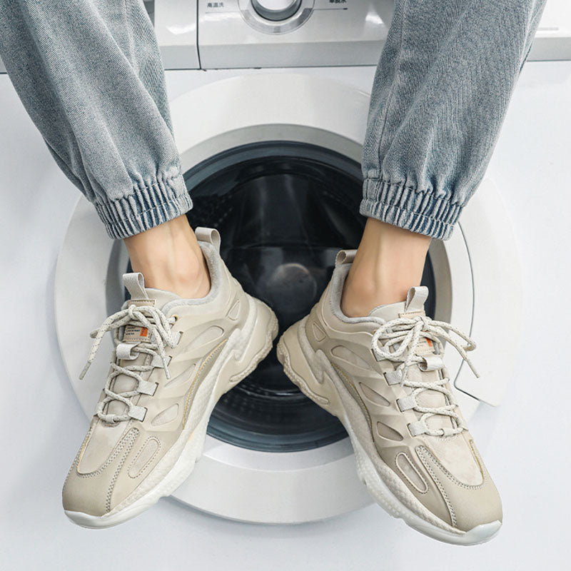 Swift Wind Sneakers