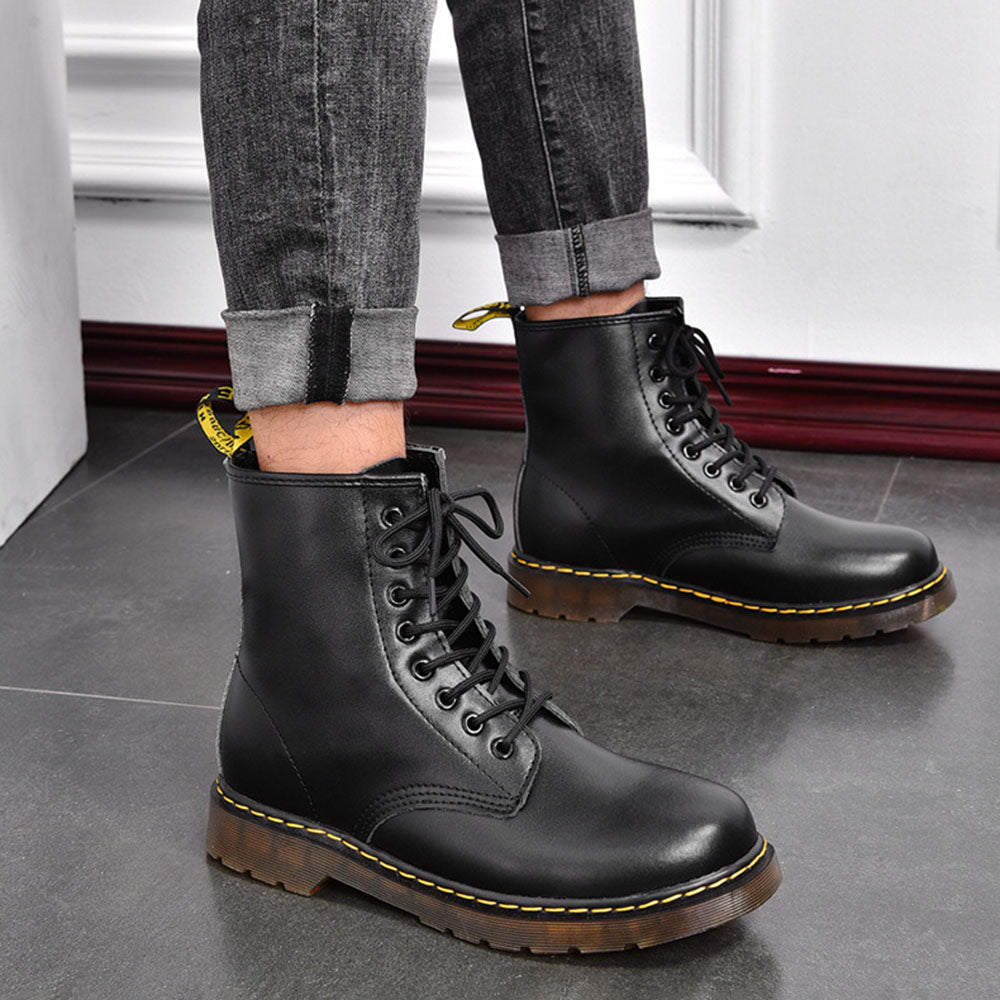 Classic Marke Boots