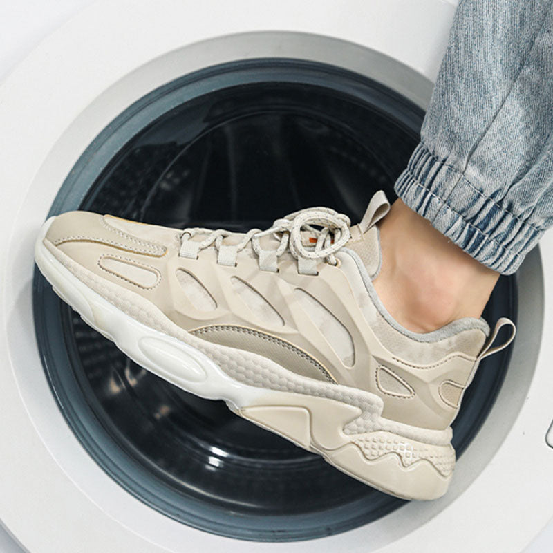 Swift Wind Sneakers
