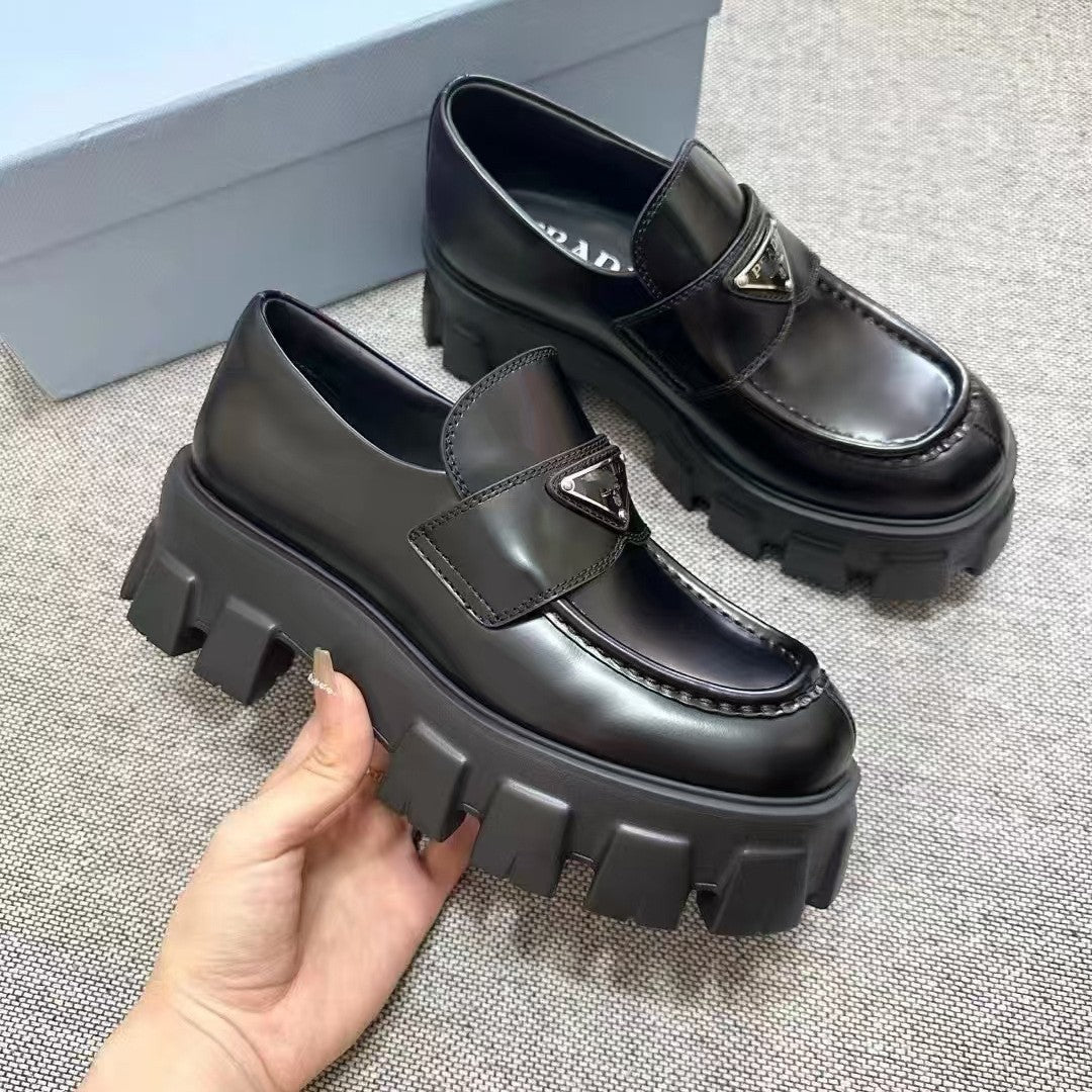Moon 2 Platform Loafer