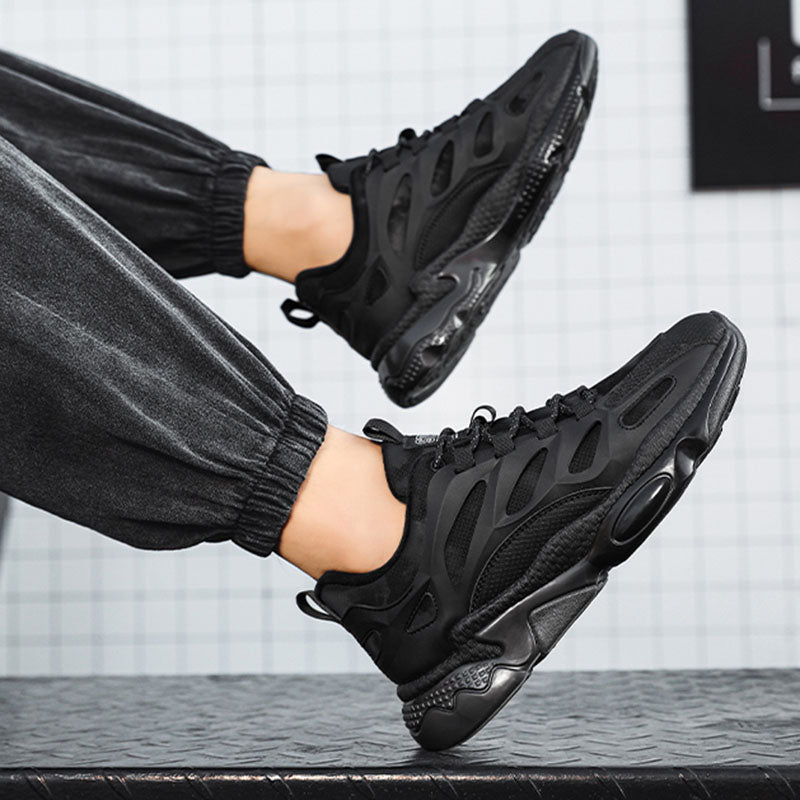 Swift Wind Sneakers