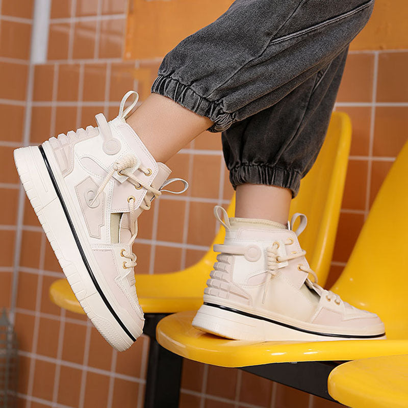 Quasar 8 Sneakers