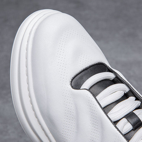 Classy M Sneakers