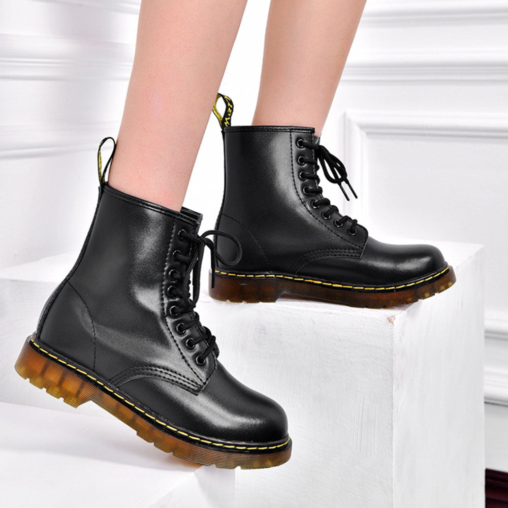 Classic Marke Boots