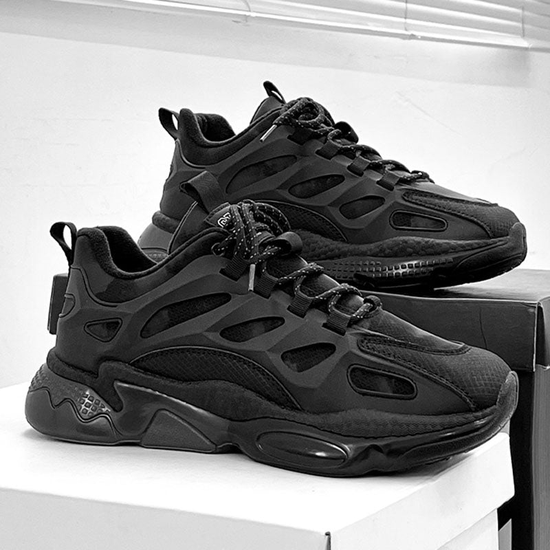 Swift Wind Sneakers