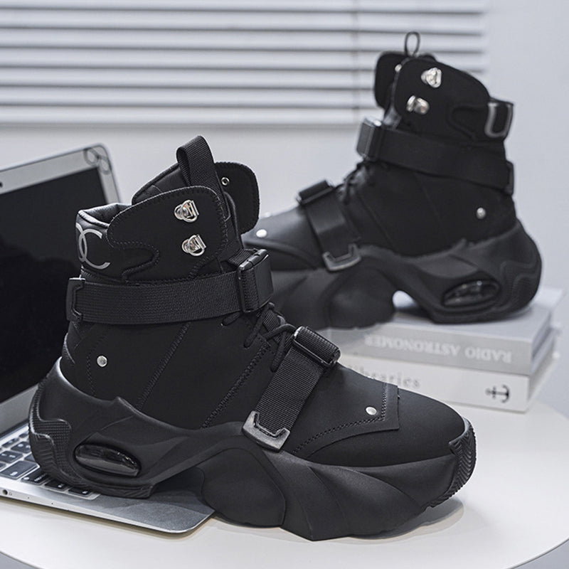 Phantom Apex Seakers