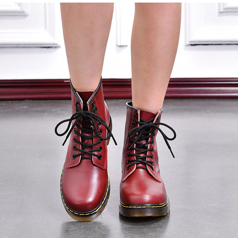 Classic Marke Boots