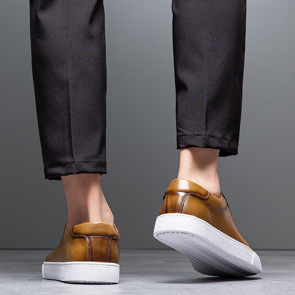 Cognac Classic CC2 Sneakers