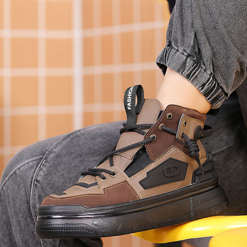 Quasar 8 Sneakers