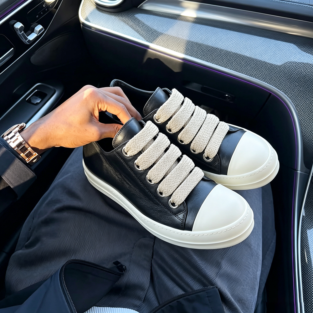 Leather RO2 Jumbo Lace Sneakers