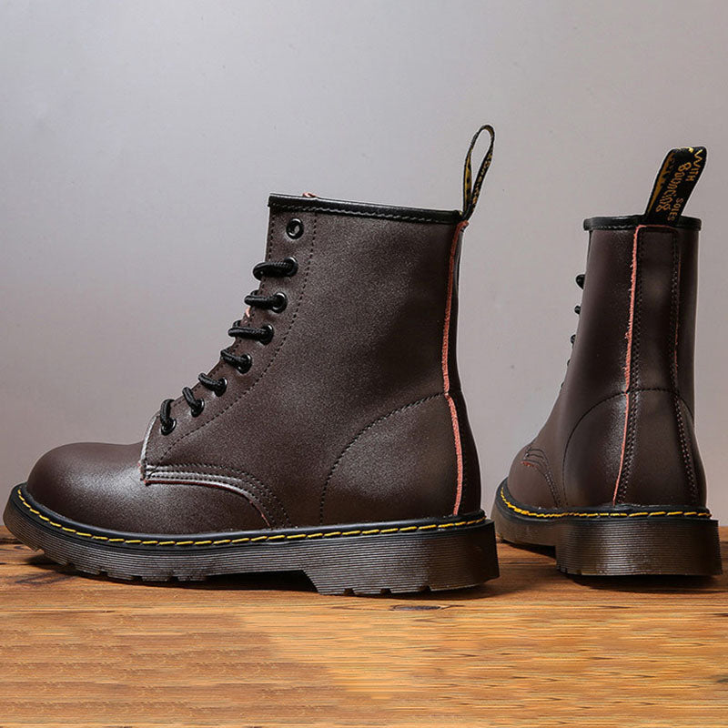 Classic Marke Boots