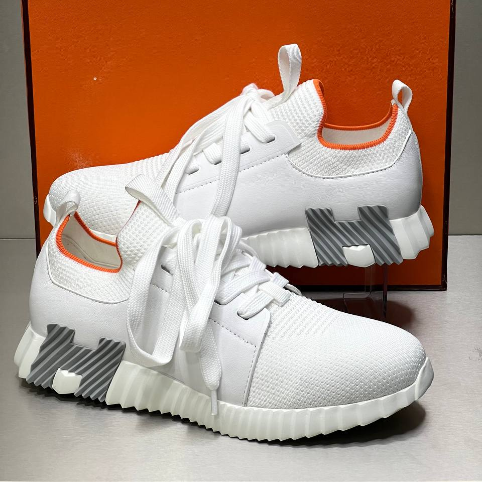 Revelation H1 Sneakers
