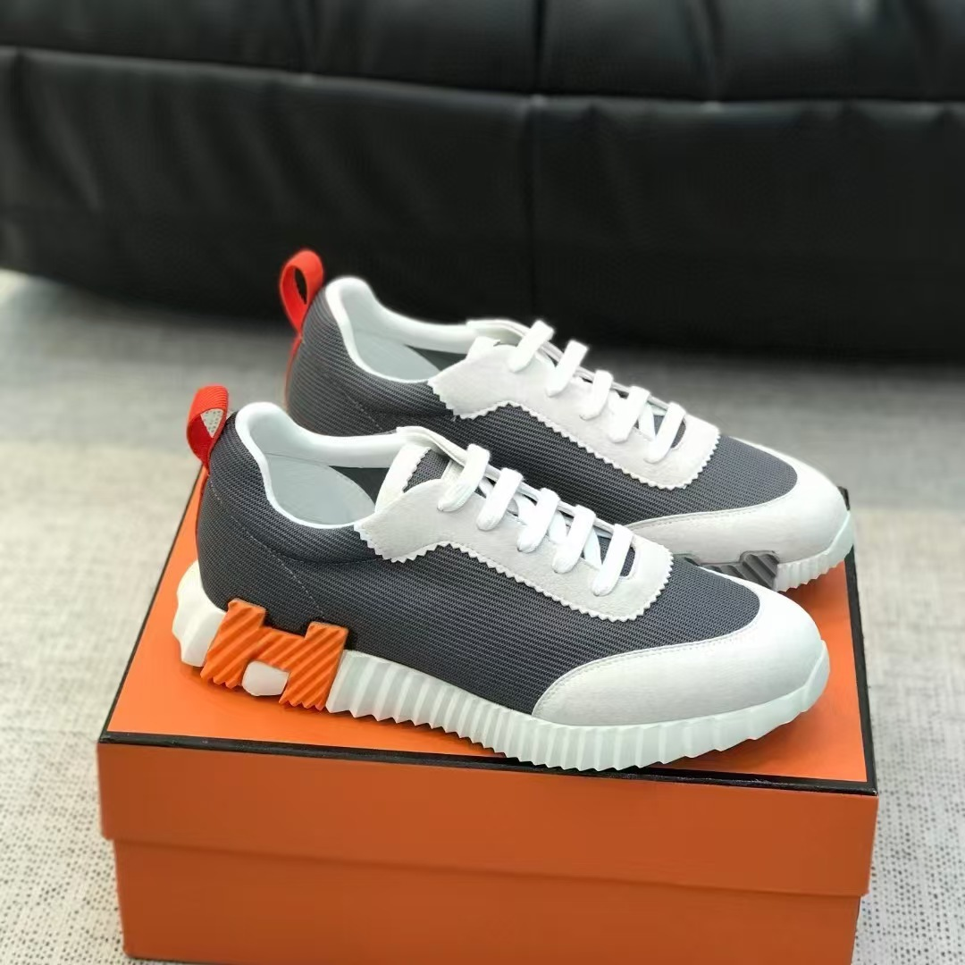 Revelation H1 Sneakers