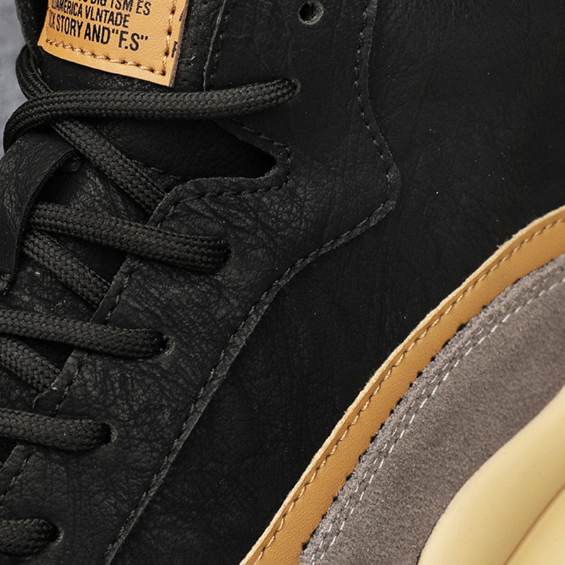 Cloud-Soli Sneakers