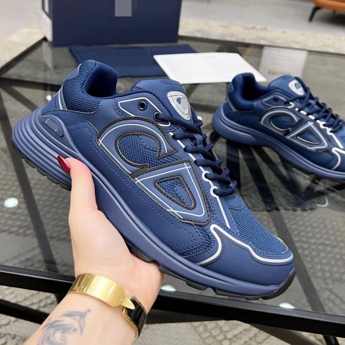 Cheer NA Sneakers