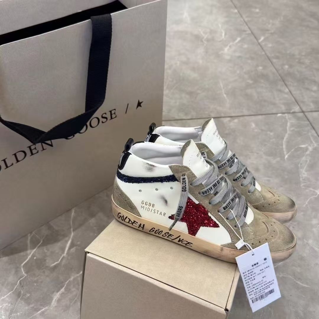 Groove G2 Sneakers