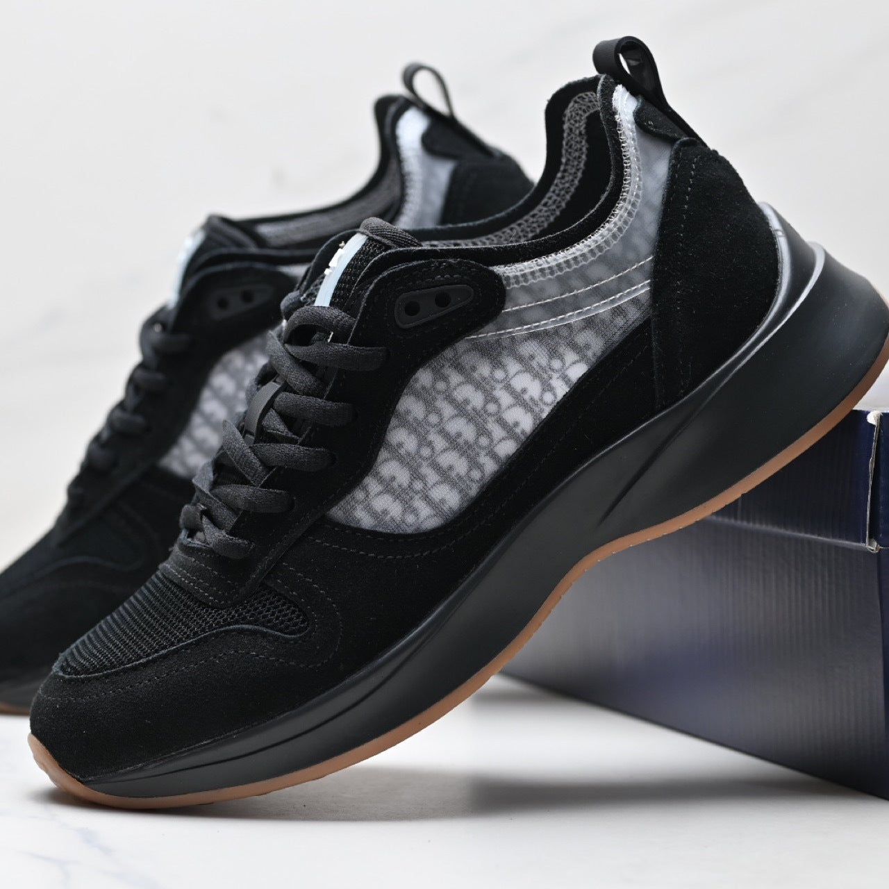 Delicate D2 Sneakers