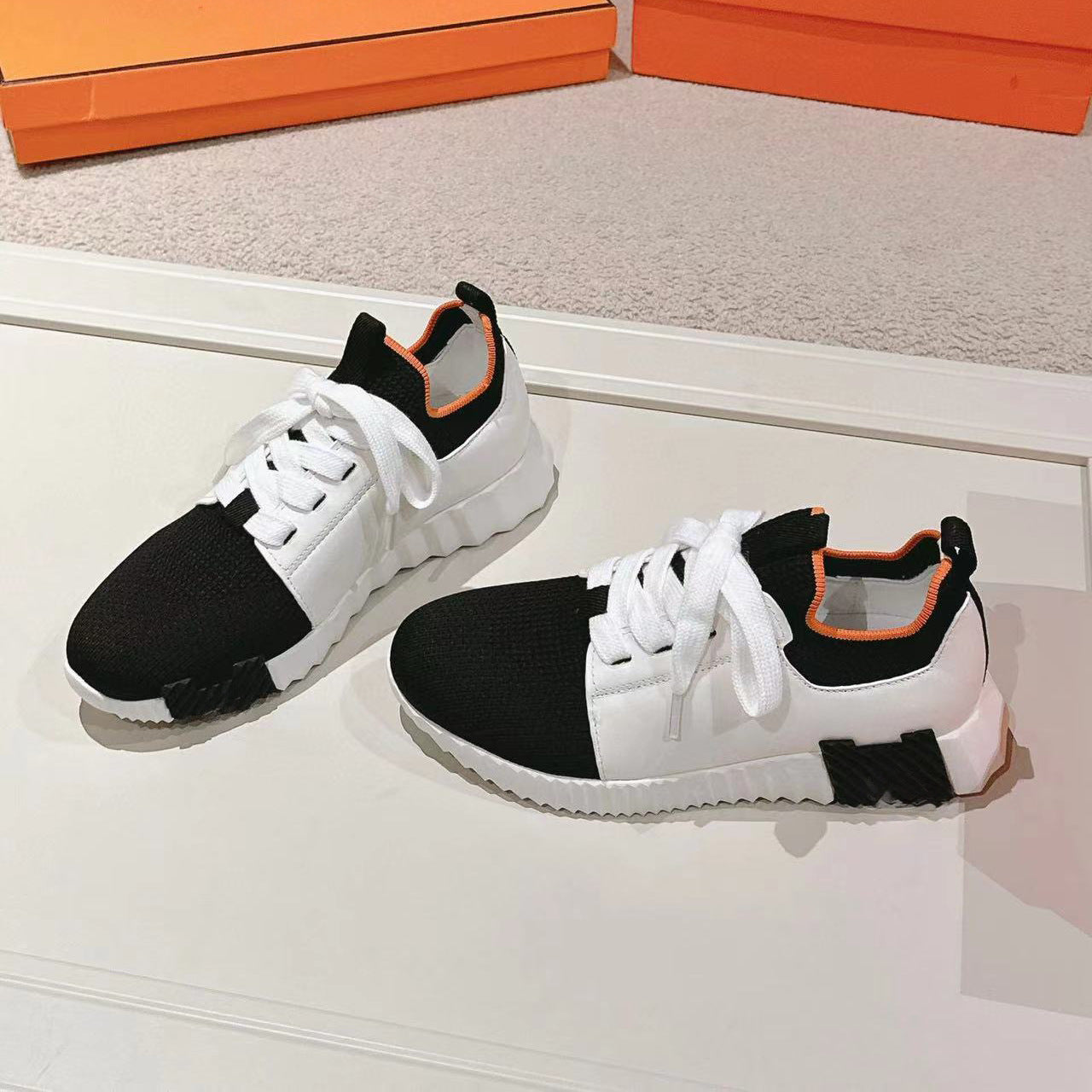 Revelation H1 Sneakers