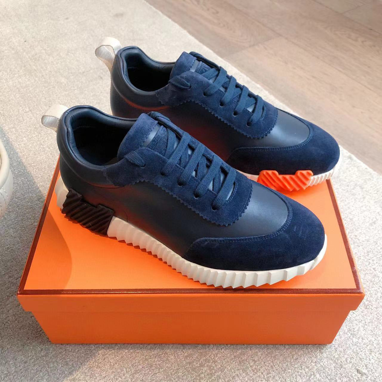 Revelation H2 Sneakers