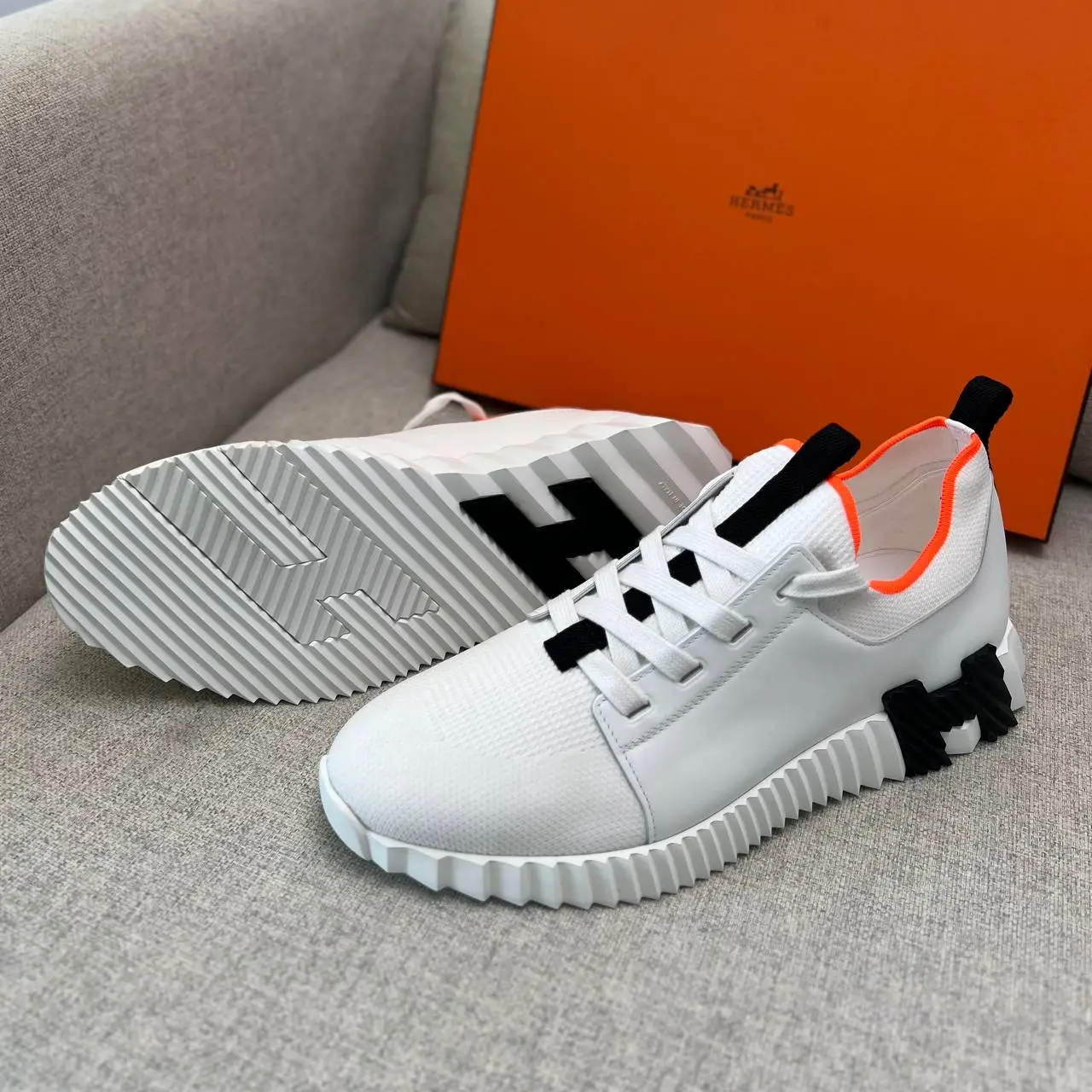 Revelation H1 Sneakers